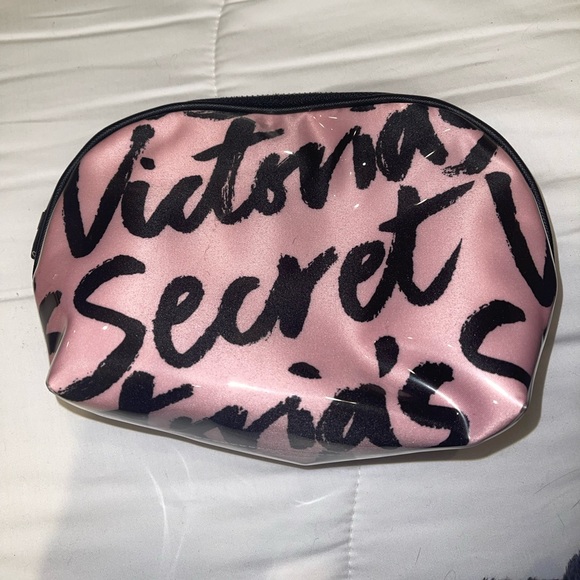 Victoria's Secret Handbags - Victoria secret pink makeup / travel bag
